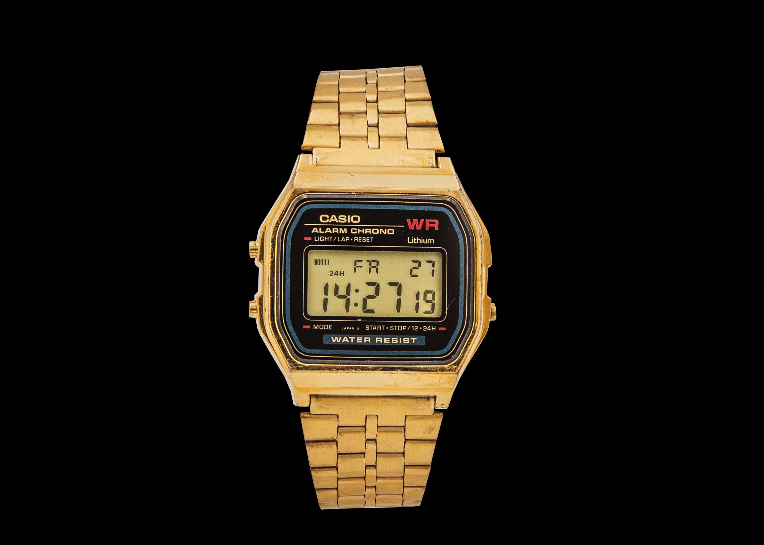 W1034 - Casio Retro Digital